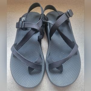 Men's Size 12 Chaco Sandals in Black